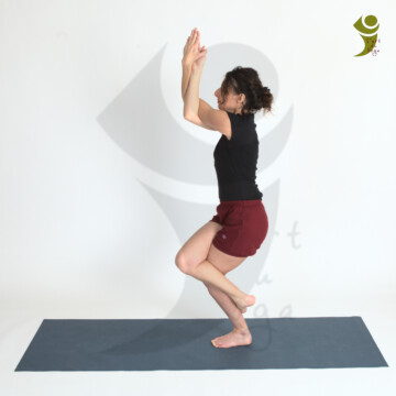 L'Art du Yoga posture debout et d'équilibre